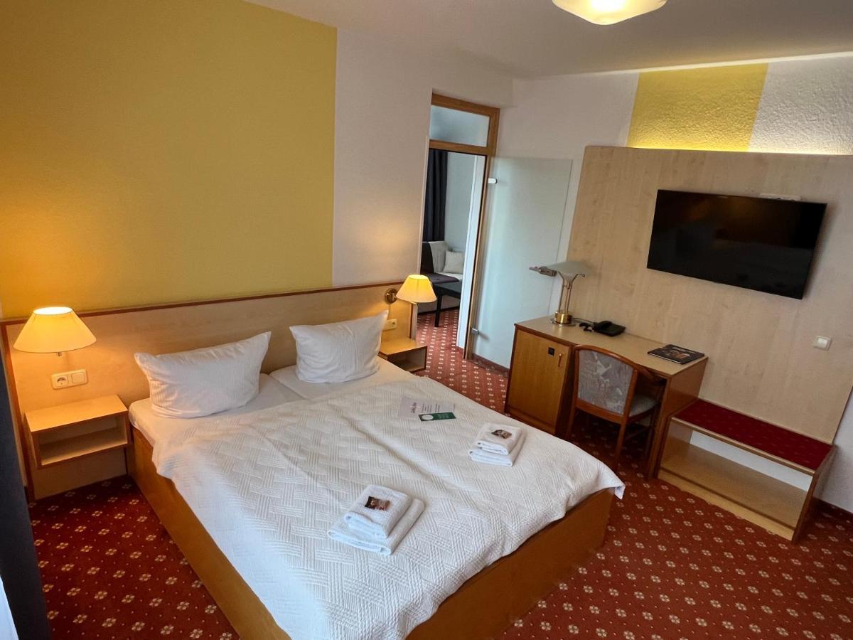 Hotel Poseidon Kuehlungsborn Ngoại thất bức ảnh